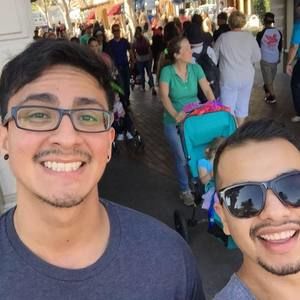 Meet your Posher, Guillermo